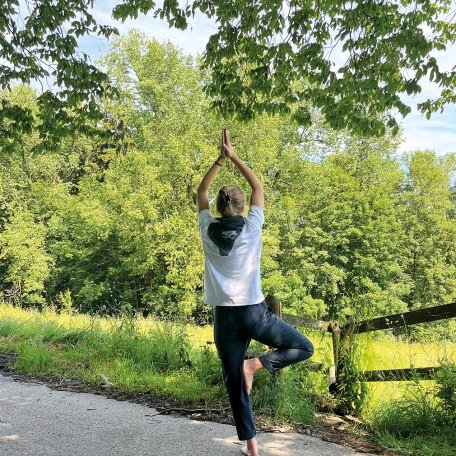 Yoga Übung am Stadlberg, © Marisa Blank