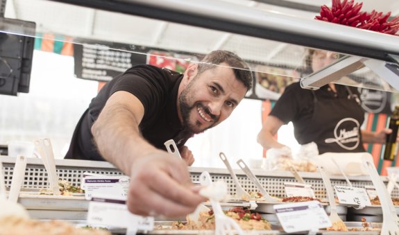 Marktstand, © Florian Bachmeier